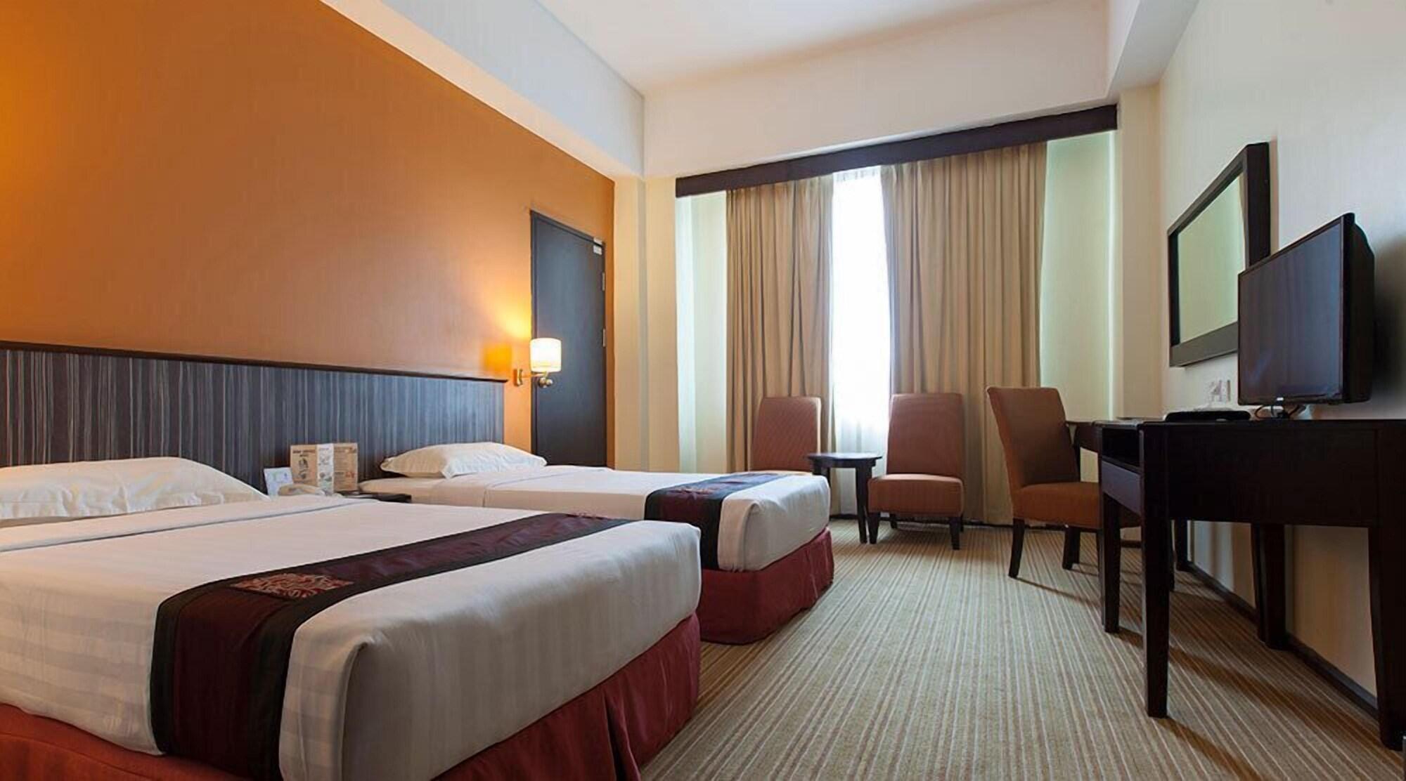 Hotel Seri Malaysia Лавас Экстерьер фото