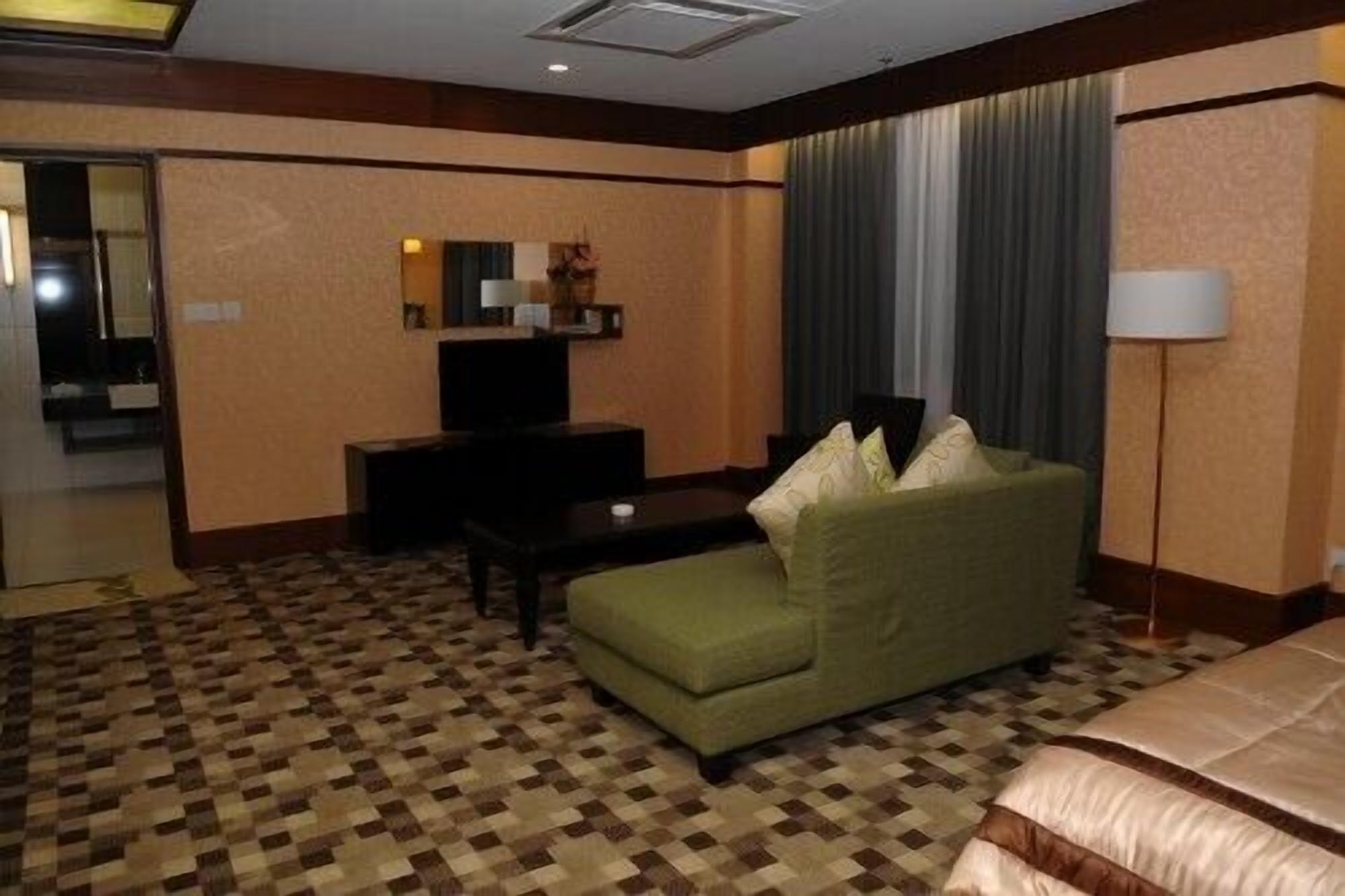 Hotel Seri Malaysia Лавас Экстерьер фото